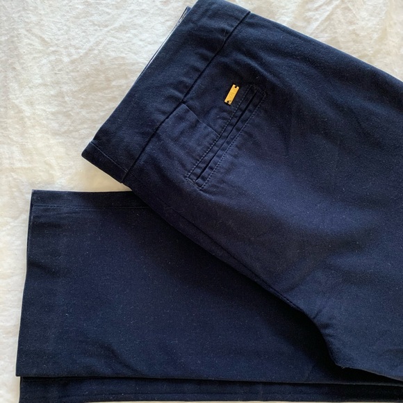 Tommy Hilfiger - women’s cropped pants (Size 2)